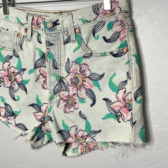 Levi's 501 Floral Pastel Embroidery Hi Rise Button Fly Cut Off Shorts Size 28 - Picture 4 of 8